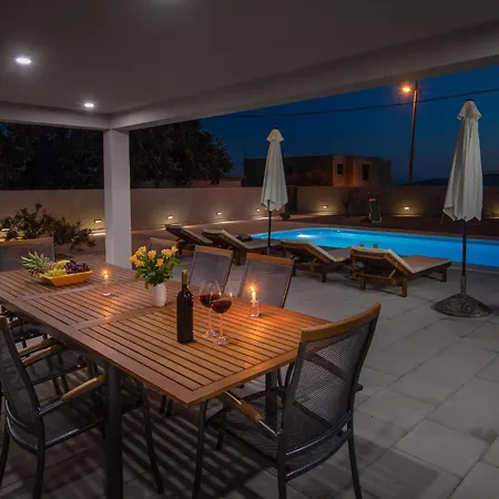 Awesome In Kastel Sucurac Holiday home Kastela