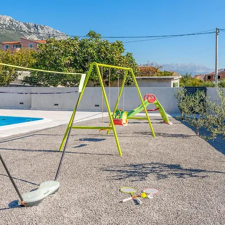 Holiday home Awesome In Kastel Sucurac