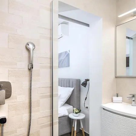 Awesome In Kastel Sucurac