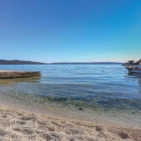 Awesome In Kastel Sucurac